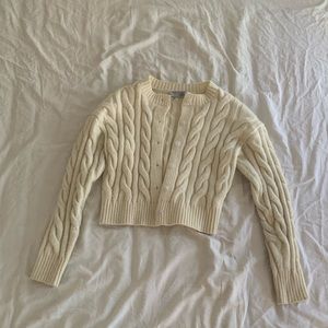 Cable Knit cropped cardigan